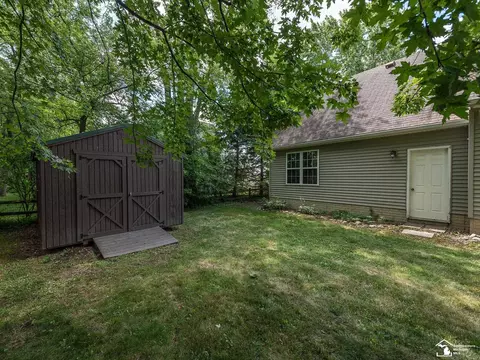 5554 E Albain, Monroe, MI 48161 photo 36