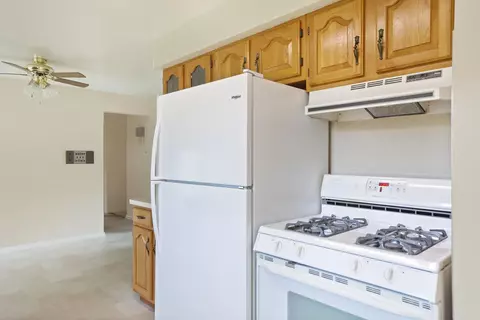 Kitchen - 1018 S Huron, Kawkawlin, MI 48631 photo 3 of 4