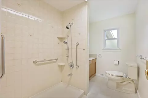 Bath - 1018 S Huron, Kawkawlin, MI 48631 photo 2 of 3