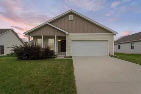 2212 Hunter, Burton, MI 48519