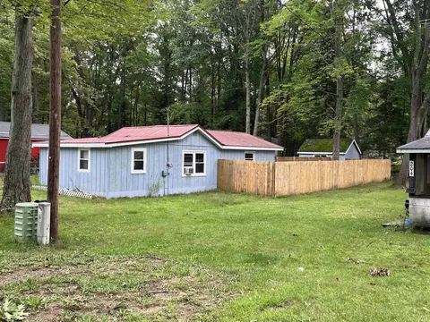 206 W Maple, Lake, MI 48632