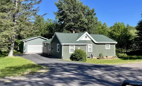 1650 Ontario, Marquette, MI 49855