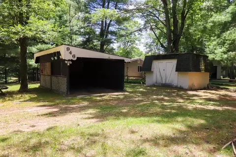 946 Rivers Ter, Gladwin, MI 48624 photo 6
