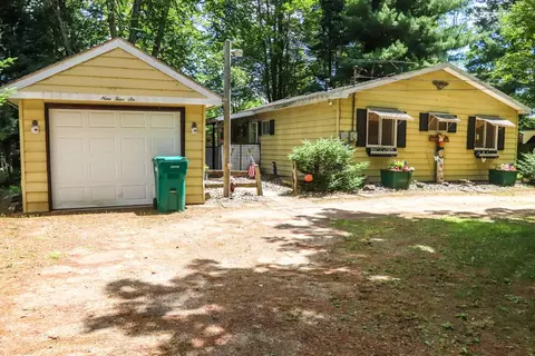 946 Rivers Ter, Gladwin, MI 48624 photo 3