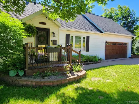 802 N 7th, Marquette, MI 49855