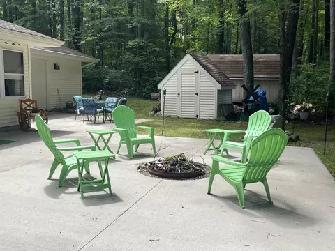 Exterior - 520 S Wilson, Harrison, MI 48625 photo 7 of 18