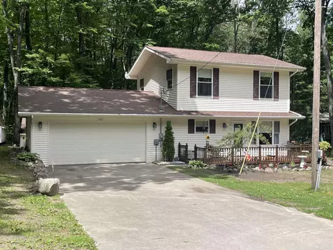 520 S Wilson, Harrison, MI 48625