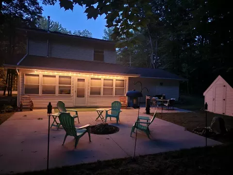 Exterior - 520 S Wilson, Harrison, MI 48625 photo 12 of 18