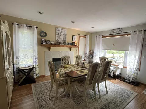 Dining - 520 S Wilson, Harrison, MI 48625 photo 5 of 5