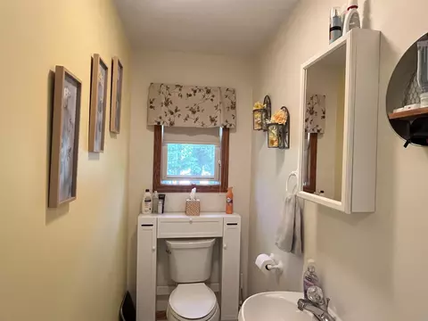 Bath - 520 S Wilson, Harrison, MI 48625 photo 7 of 7