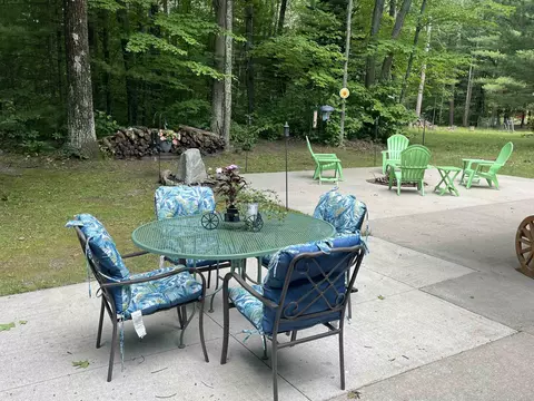 Exterior - 520 S Wilson, Harrison, MI 48625 photo 6 of 18