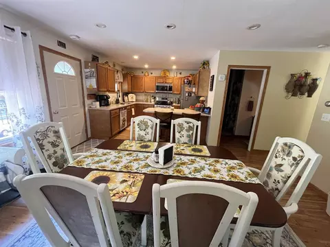 Dining - 520 S Wilson, Harrison, MI 48625 photo 4 of 5