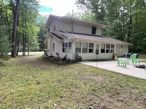 Exterior - 520 S Wilson, Harrison, MI 48625 photo 9 of 18