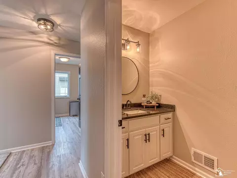 Entry Way - 1455 Pearl, Temperance, MI 48182 photo 4 of 6