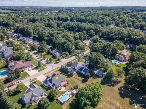 View/Area - 1455 Pearl, Temperance, MI 48182 photo 7 of 8