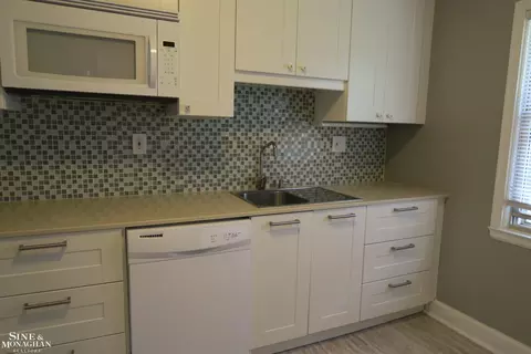 Kitchen - 752-754 Neff, Grosse Pointe, MI 48230 photo 4 of 6