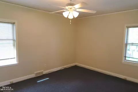 Bedroom - 752-754 Neff, Grosse Pointe, MI 48230 photo 5 of 7
