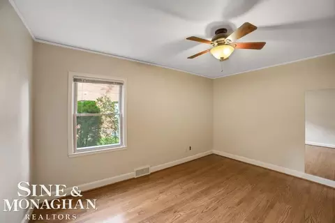 Bedroom - 752-754 Neff, Grosse Pointe, MI 48230 photo 1 of 7