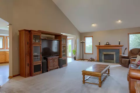 18885 Alsie, Macomb, MI 48044 photo 5