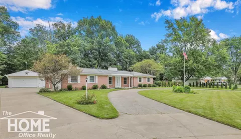 2490 Lexington, Owosso, MI 48867