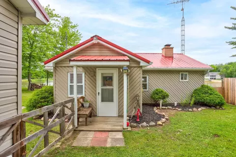 625 E Sun Oil, Gladwin, MI 48624 photo 5