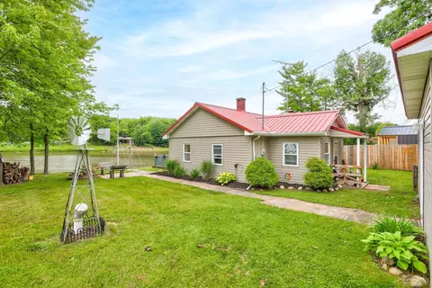 625 E Sun Oil, Gladwin, MI 48624 photo 2