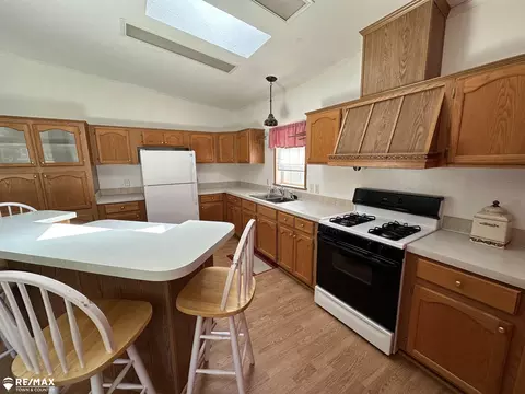 1595 Andover, Gladwin, MI 48624 photo 5