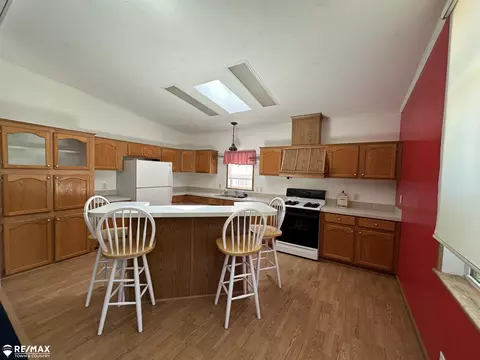 1595 Andover, Gladwin, MI 48624 photo 6