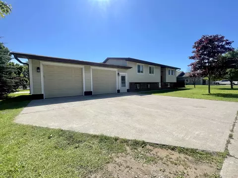 601 S 21st, Escanaba, MI 49829