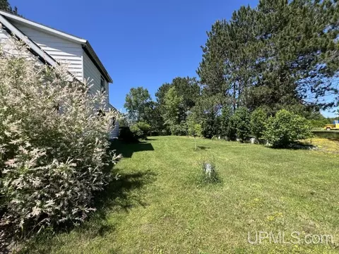 Exterior - e9660 Prospect Street, Wetmore, MI 49895 photo 2 of 10
