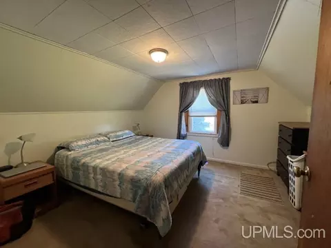 Bedroom - e9660 Prospect Street, Wetmore, MI 49895 photo 2 of 2
