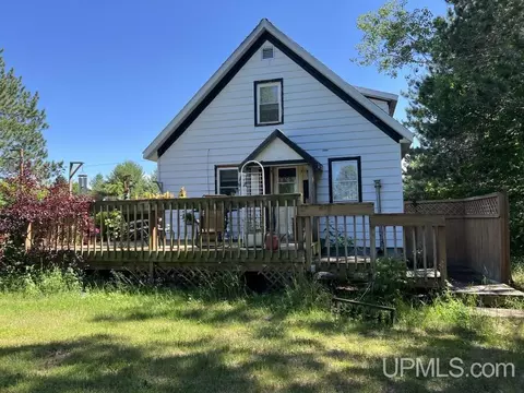 Exterior - e9660 Prospect Street, Wetmore, MI 49895 photo 9 of 10