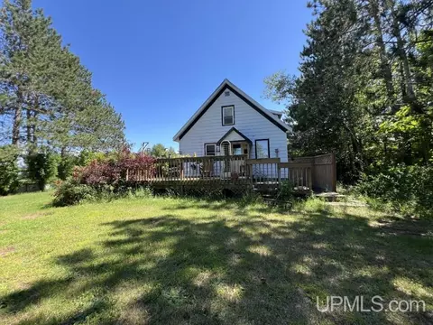 Exterior - e9660 Prospect Street, Wetmore, MI 49895 photo 8 of 10