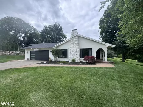 3544 Dornoch, Oakland, MI 48363