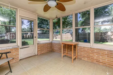 7559 Apache, Temperance, MI 48182 photo 39