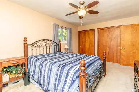 7559 Apache, Temperance, MI 48182 photo 23