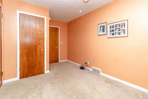 7559 Apache, Temperance, MI 48182 photo 36
