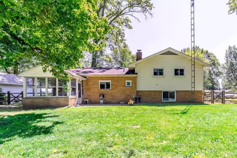 7559 Apache, Temperance, MI 48182 photo 45