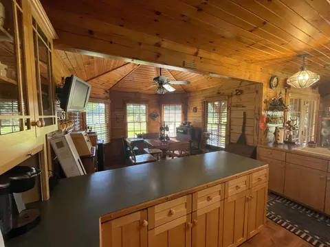 5592 Linksview, Gladwin, MI 48624 photo 12