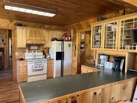 5592 Linksview, Gladwin, MI 48624 photo 16
