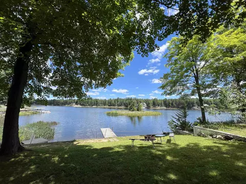 3344 W Riv, Gladwin, MI 48624 photo 2