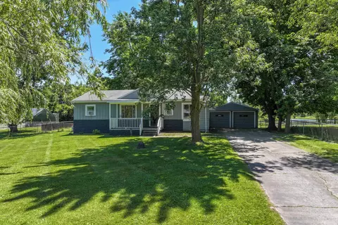 1151 W Cook, Grand Blanc, MI 48439