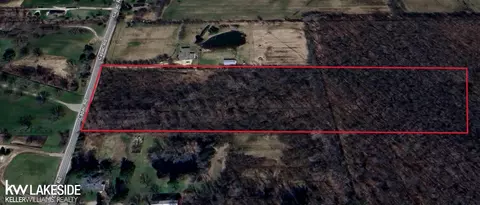 000 Capac, Armada, MI 48005 photo 4