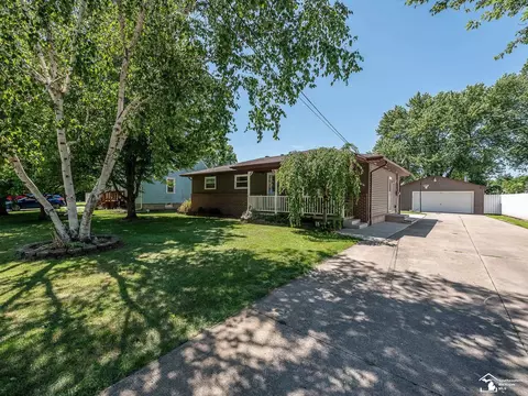 15441 Hull, Monroe, MI 48161