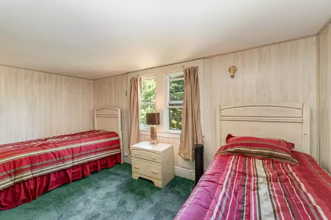 Bedroom - 5200 W M-18, Gladwin, MI 48624 photo 4 of 6
