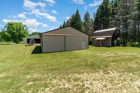 Exterior - 5200 W M-18, Gladwin, MI 48624 photo 6 of 12