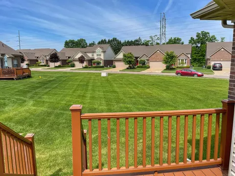 Exterior - 20852 Belclare, Macomb, MI 48044 photo 4 of 11