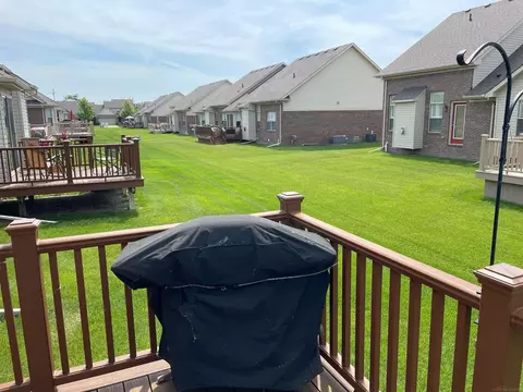 Exterior - 20852 Belclare, Macomb, MI 48044 photo 5 of 11