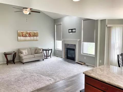 Living - 20852 Belclare, Macomb, MI 48044 photo 5 of 5