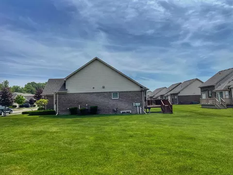 Exterior - 20852 Belclare, Macomb, MI 48044 photo 7 of 11
